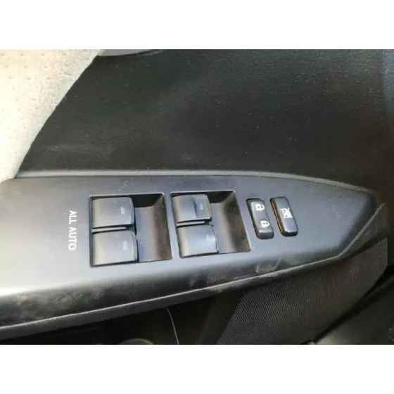LEXUS CT '2012 200H NEGRO