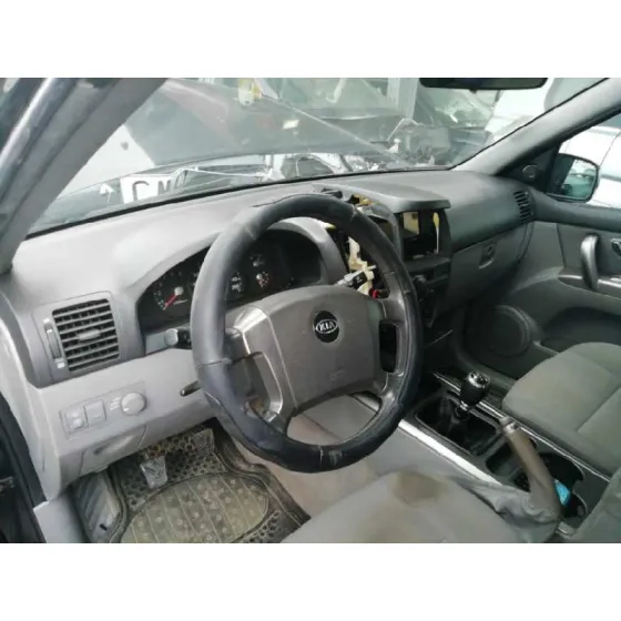KIA SORENTO '2006 2.5 CRDI CAT NEGRO