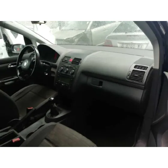 VOLKSWAGEN TOURAN (1T1) '2006 1.9 TDI AZUL