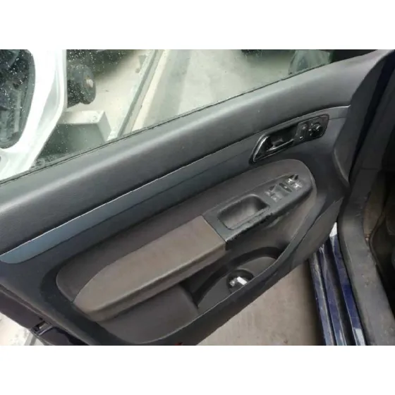 VOLKSWAGEN TOURAN (1T1) '2006 1.9 TDI AZUL