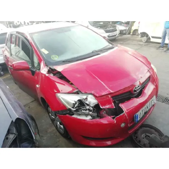 TOYOTA AURIS '2008 ACTIVE ROJO