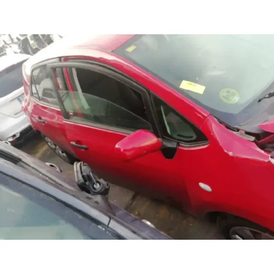 TOYOTA AURIS '2008 ACTIVE ROJO