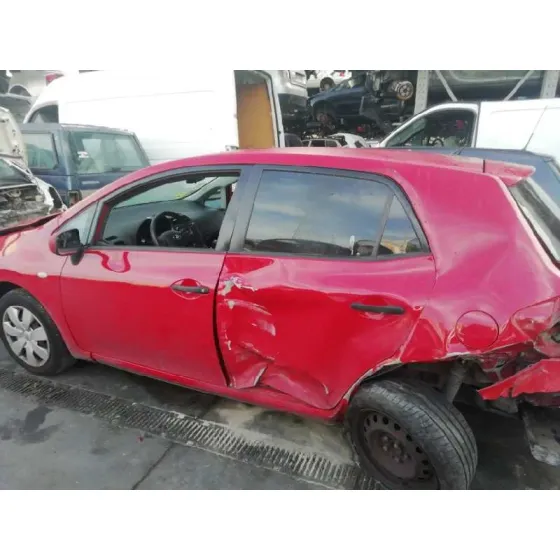 TOYOTA AURIS '2008 ACTIVE ROJO