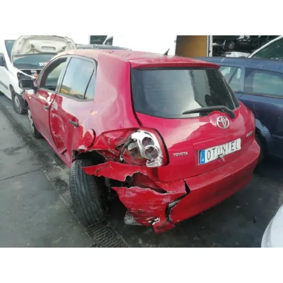 TOYOTA AURIS '2008 ACTIVE ROJO