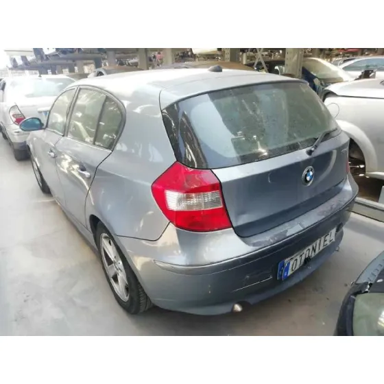 BMW SERIE 1 BERLINA (E81/E87) '2006 118D GRIS