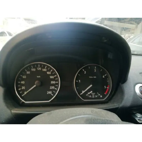 BMW SERIE 1 BERLINA (E81/E87) '2006 118D GRIS