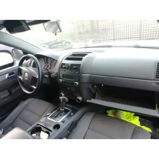 VOLKSWAGEN TOUAREG (7LA) '2003 TDI R5 GRIS