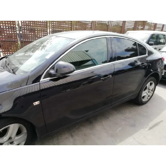 OPEL INSIGNIA BERLINA '2009 COSMO NEGRO