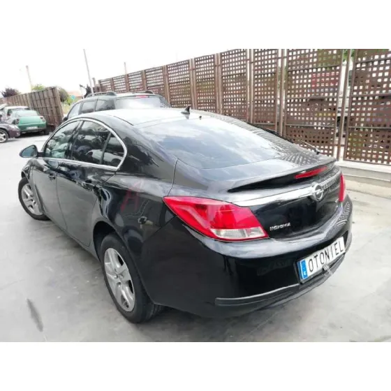 OPEL INSIGNIA BERLINA '2009 COSMO NEGRO