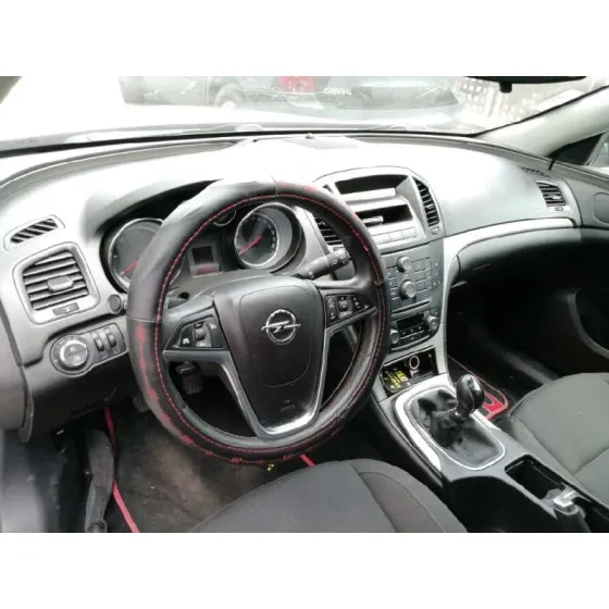 OPEL INSIGNIA BERLINA '2009 COSMO NEGRO