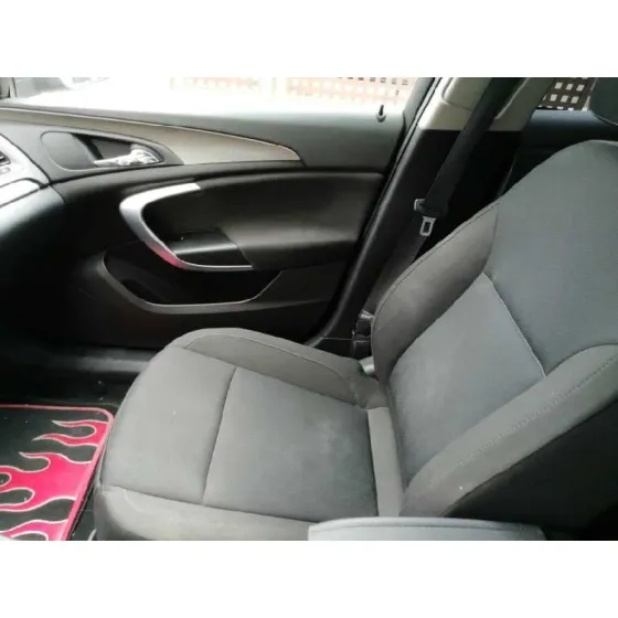 OPEL INSIGNIA BERLINA '2009 COSMO NEGRO