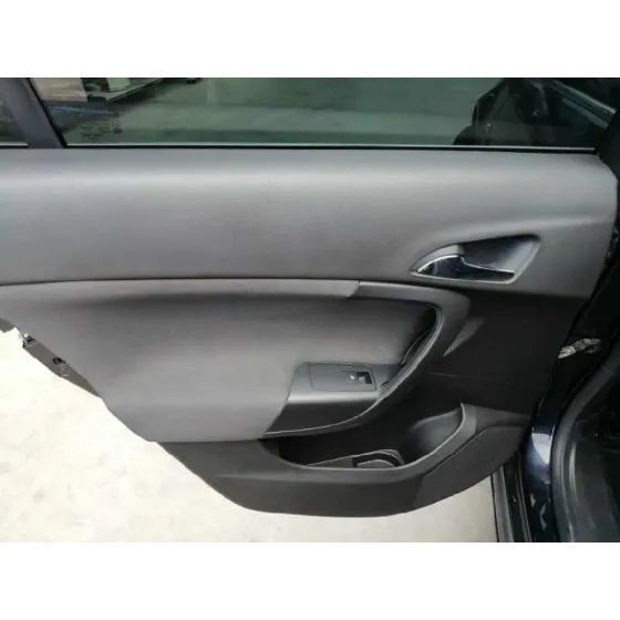 OPEL INSIGNIA BERLINA '2009 COSMO NEGRO