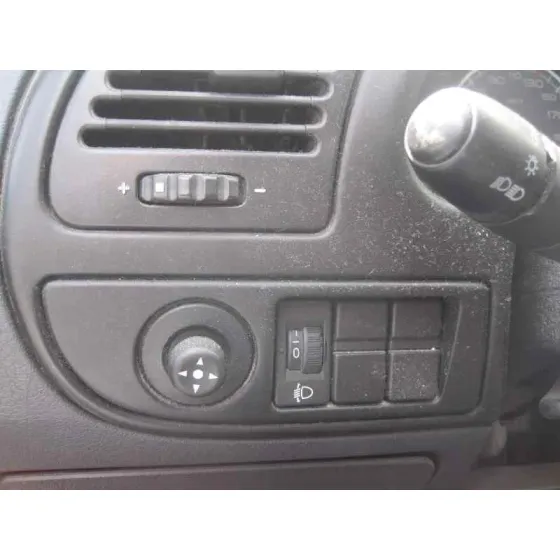 CITROEN XSARA BERLINA '2003 1.6I 16V VIVACE