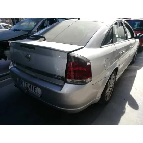 OPEL VECTRA C BERLINA '2004 2.2 16V DTI CAT (Y 22 DTR / L50) PLATA