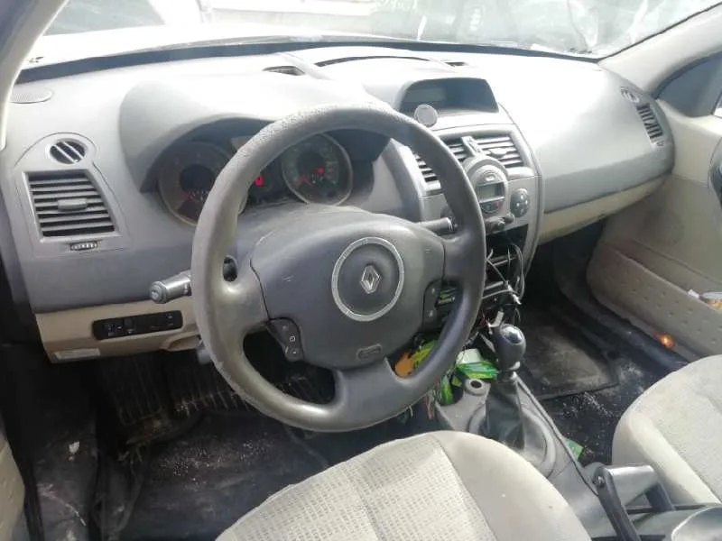 RENAULT MEGANE II CLASSIC BERLINA '2007 1.5 DCI DIESEL GRIS