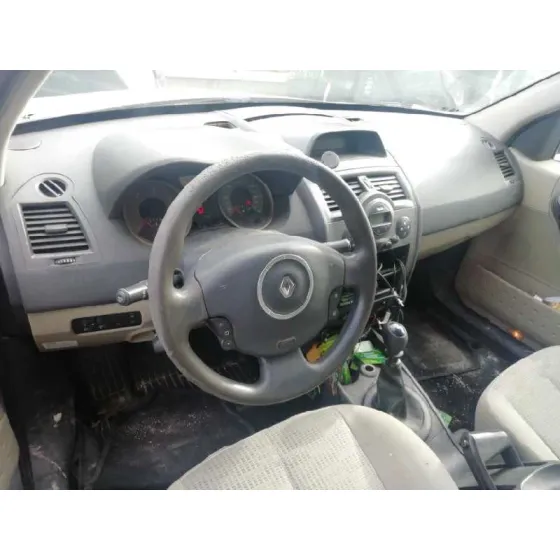 RENAULT MEGANE II CLASSIC BERLINA '2007 1.5 DCI DIESEL GRIS
