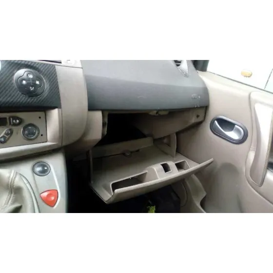 RENAULT GRAND SCENIC '2004 1.9 DCI NEGRO