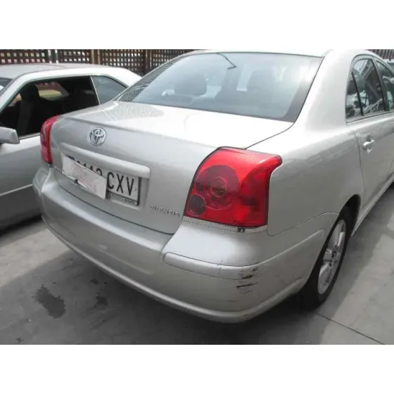 TOYOTA AVENSIS BERLINA (T25) '2004 1.8 16V CAT PLATA