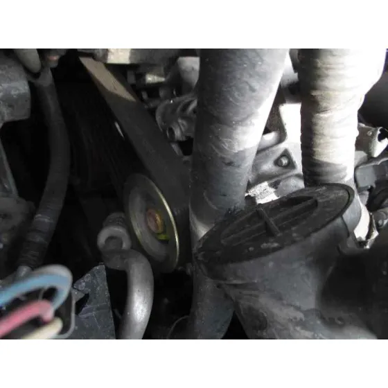 TOYOTA AVENSIS BERLINA (T25) '2004 1.8 16V CAT PLATA