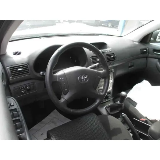TOYOTA AVENSIS BERLINA (T25) '2004 1.8 16V CAT PLATA