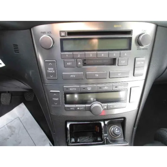 TOYOTA AVENSIS BERLINA (T25) '2004 1.8 16V CAT PLATA