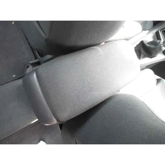 TOYOTA AVENSIS BERLINA (T25) '2004 1.8 16V CAT PLATA