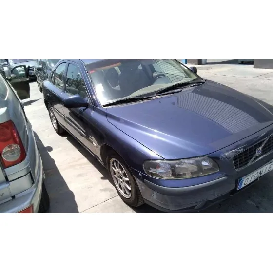 VOLVO S60 BERLINA '2001 2.4 (125KW) AZUL