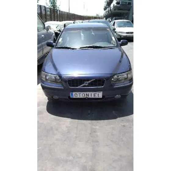 VOLVO S60 BERLINA '2001 2.4 (125KW) AZUL