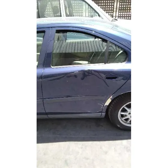 VOLVO S60 BERLINA '2001 2.4 (125KW) AZUL