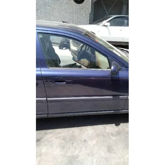 VOLVO S60 BERLINA '2001 2.4 (125KW) AZUL