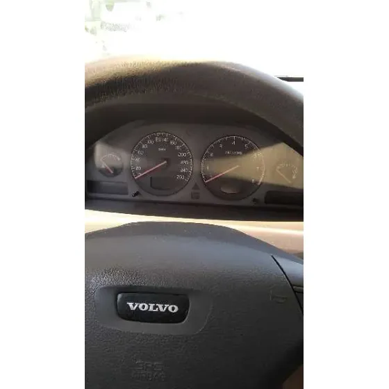 VOLVO S60 BERLINA '2001 2.4 (125KW) AZUL
