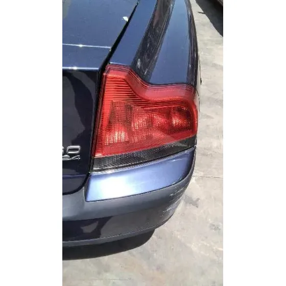 VOLVO S60 BERLINA '2001 2.4 (125KW) AZUL