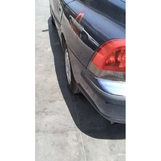 VOLVO S60 BERLINA '2001 2.4 (125KW) AZUL