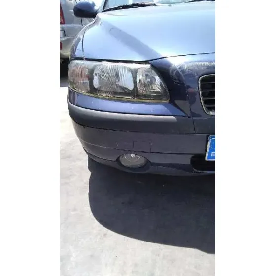 VOLVO S60 BERLINA '2001 2.4 (125KW) AZUL