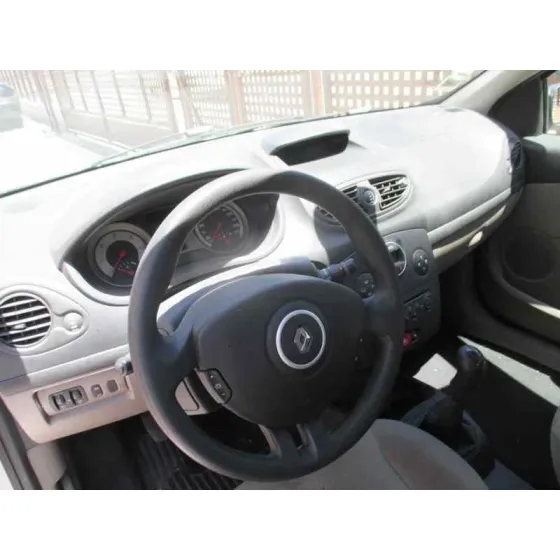 RENAULT CLIO III '2007 1.5 DCI DIESEL PLATA