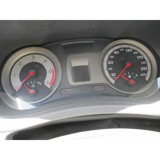 RENAULT CLIO III '2007 1.5 DCI DIESEL PLATA