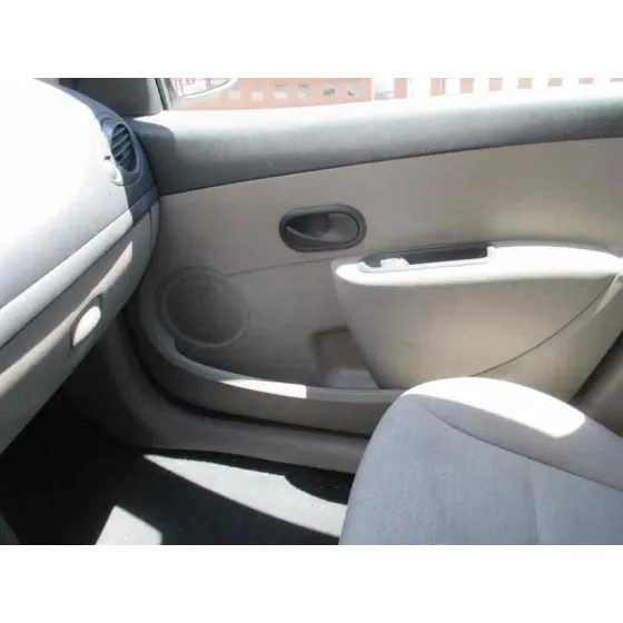 RENAULT CLIO III '2007 1.5 DCI DIESEL PLATA