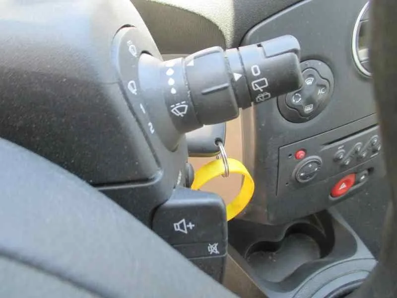 RENAULT CLIO III '2007 1.5 DCI DIESEL PLATA