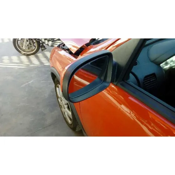 OPEL CORSA C '2006 1.7 16V CDTI ROJO