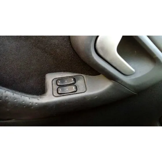 OPEL CORSA C '2006 1.7 16V CDTI ROJO