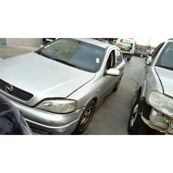 OPEL ASTRA G BERLINA '2001 CLUB PLATA