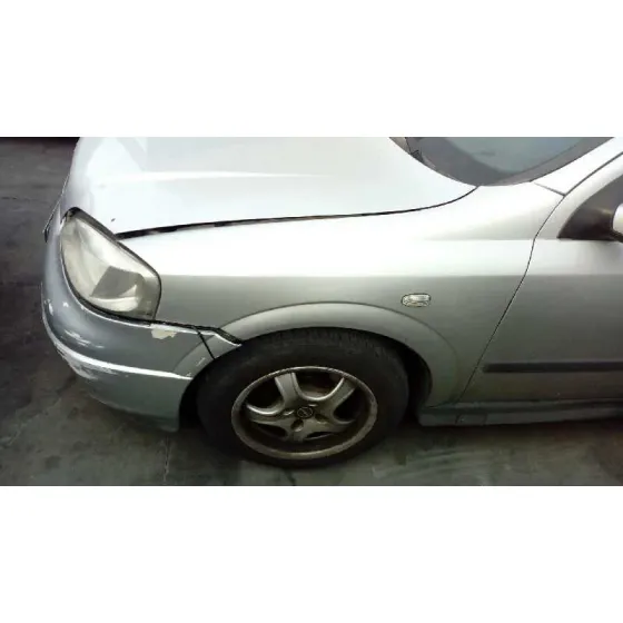 OPEL ASTRA G BERLINA '2001 CLUB PLATA