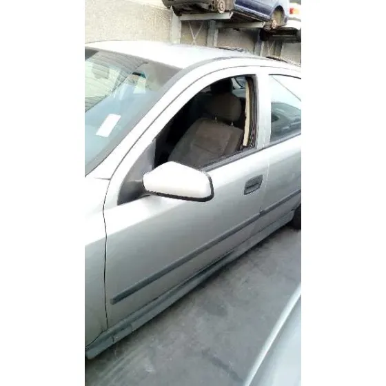 OPEL ASTRA G BERLINA '2001 CLUB PLATA