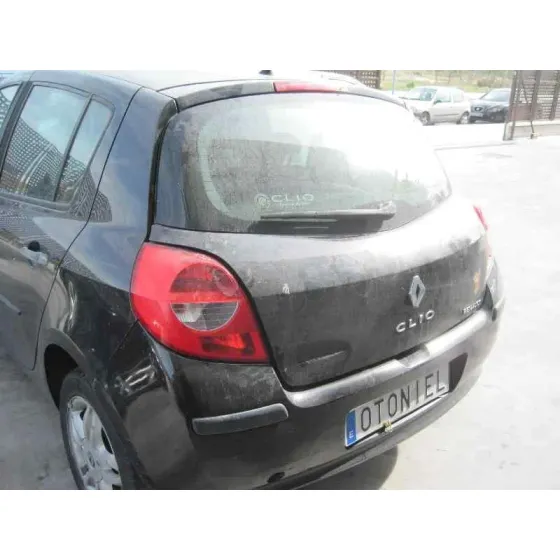 RENAULT CLIO III '2006 EMOTION NEGRO