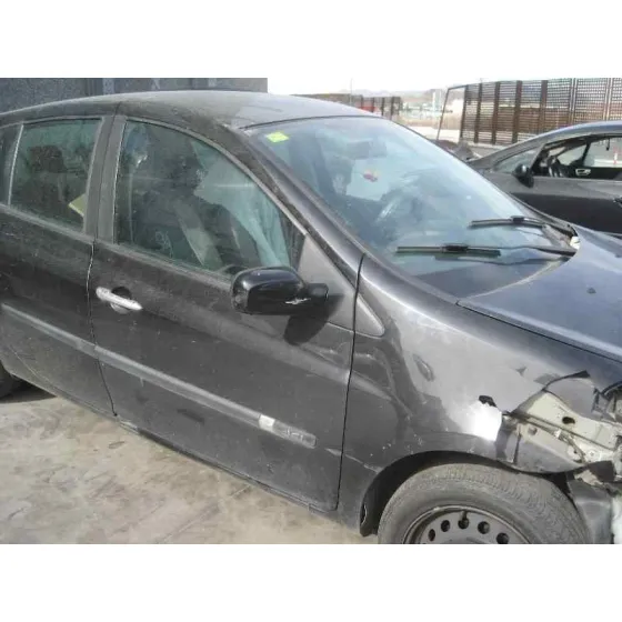 RENAULT CLIO III '2006 EMOTION NEGRO