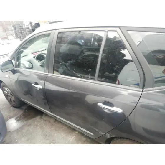 KIA CARENS (UN) '2008 ACTIVE NEGRO