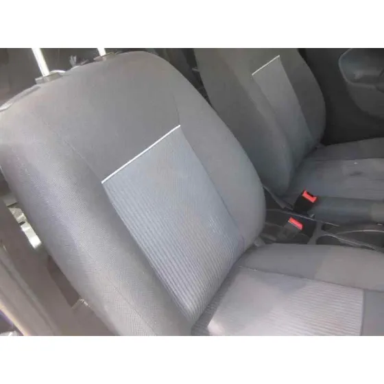 FORD FIESTA (CB1) '2010 TITANIUM NEGRO