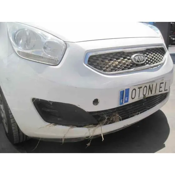 KIA VENGA '2010 BASIC BLANCO