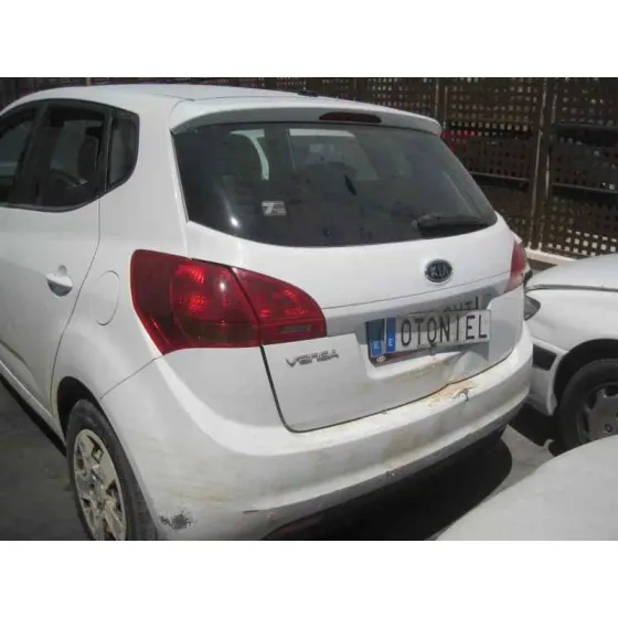 KIA VENGA '2010 BASIC BLANCO