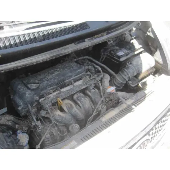 KIA VENGA '2010 BASIC BLANCO